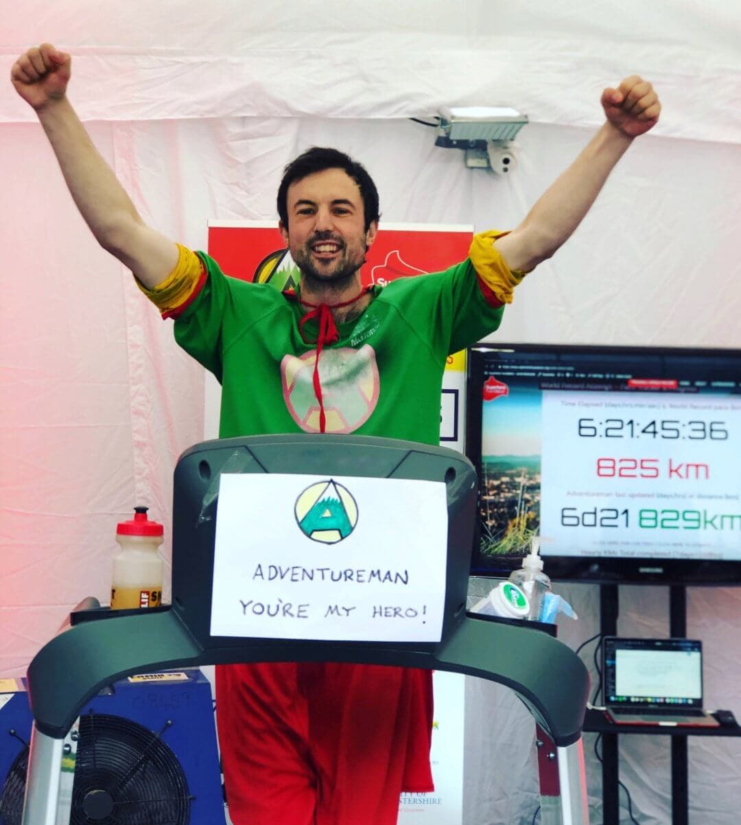 Jamie McDonald lors de son record sur tapis